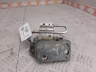 Петля двери Audi A4 2000-2006