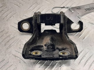 Петля двери Hyundai Santa Fe 2000-2004