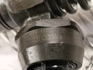 Форсунка, ориг. номер 038130073AG, 0414720215, Skoda Octavia 2000-2011