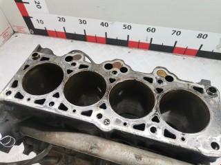 Блок цилиндров, ориг. номер 2110023601, Hyundai Elantra 2000-2003