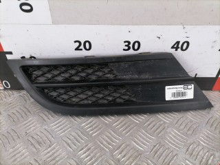 Заглушка (решетка) в бампер, ориг. номер 5C6853665H, Volkswagen Jetta 2014-2019