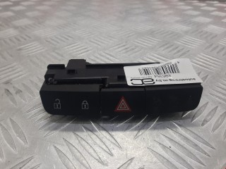 Кнопка аварийной сигнализации Opel Insignia 2008-2013