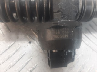 Форсунка, ориг. номер 038130073AG, 0414720215, Volkswagen Passat 2005-2010