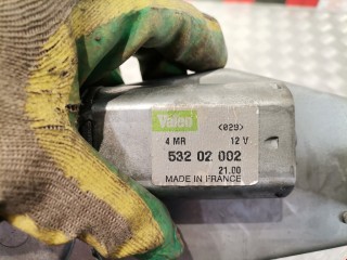Моторчик заднего стеклоочистителя (дворника), ориг. номер 7700800376, 53202002, Renault Safrane 1996-2000