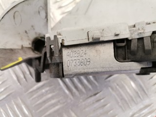 Замок двери передней правой, ориг. номер 9800623480, PSA833325, Peugeot 5008 2009-2013