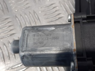 Стеклоподъемник передний правый, ориг. номер 13369286, Opel Zafira 2008-2014