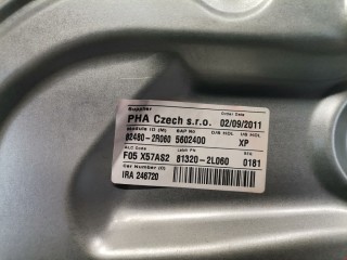 Стеклоподъемник передний правый, ориг. номер 824812R000, 813202L060, Hyundai i30 2010-2012