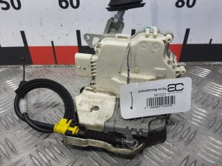 Замок двери передней левой Audi A4 2007-2012