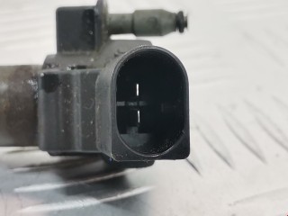 Форсунка, ориг. номер 0445116030, 03L130277, Volkswagen Passat 2005-2010