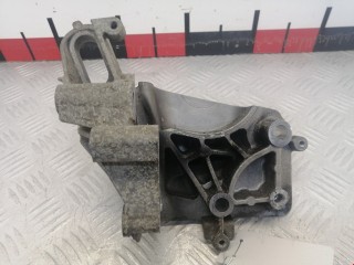 Кронштейн двигателя, ориг. номер 31272430, 1D3A9A, Volvo C30 2006-2009