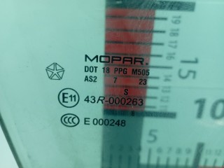 Стекло двери передней правой, ориг. номер 05074556AB, Chrysler Sebring 2006-2010