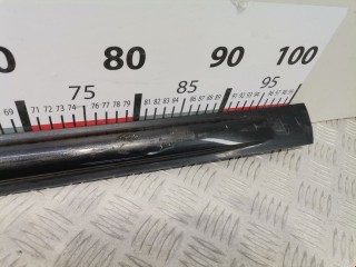 Молдинг двери передней левой, ориг. номер 0YJ99TZZAA, Chrysler Pacifica 2003-2008