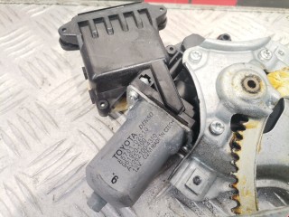 Стеклоподъемник передний правый, ориг. номер 8570102010, 6981005071, Toyota Avensis 2008-2011