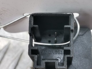 Кнопка открытия багажника, Land Rover Discovery 2004-2009
