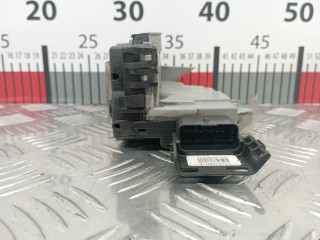Замок двери передней правой, ориг. номер 9800616980, Peugeot 308 2007-2011