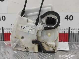 Замок двери передней правой Mazda 6 2007-2010