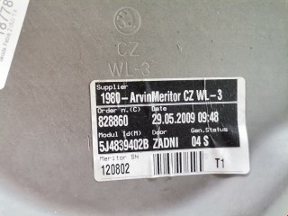 Стеклоподъемник задний правый, ориг. номер 5J4839402B, Skoda Fabia 2007-2010