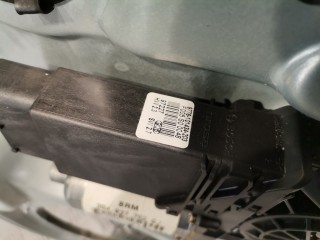 Стеклоподъемник передний правый, ориг. номер 3B1837462, Volkswagen Passat 1996-2001