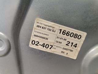 Стеклоподъемник передний правый, ориг. номер 3B1837462, Volkswagen Passat 1996-2001