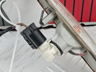 Повторитель передний правый, ориг. номер 63137253326, BMW 3 E90/E91/E92/E93 2008-2013