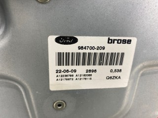 Стеклоподъемник передний правый, ориг. номер 1677698, 984700209, Ford Focus 2007-2011