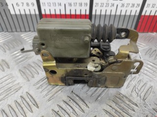 Замок двери передней правой, ориг. номер 7701470456, Renault Megane 1995-1999