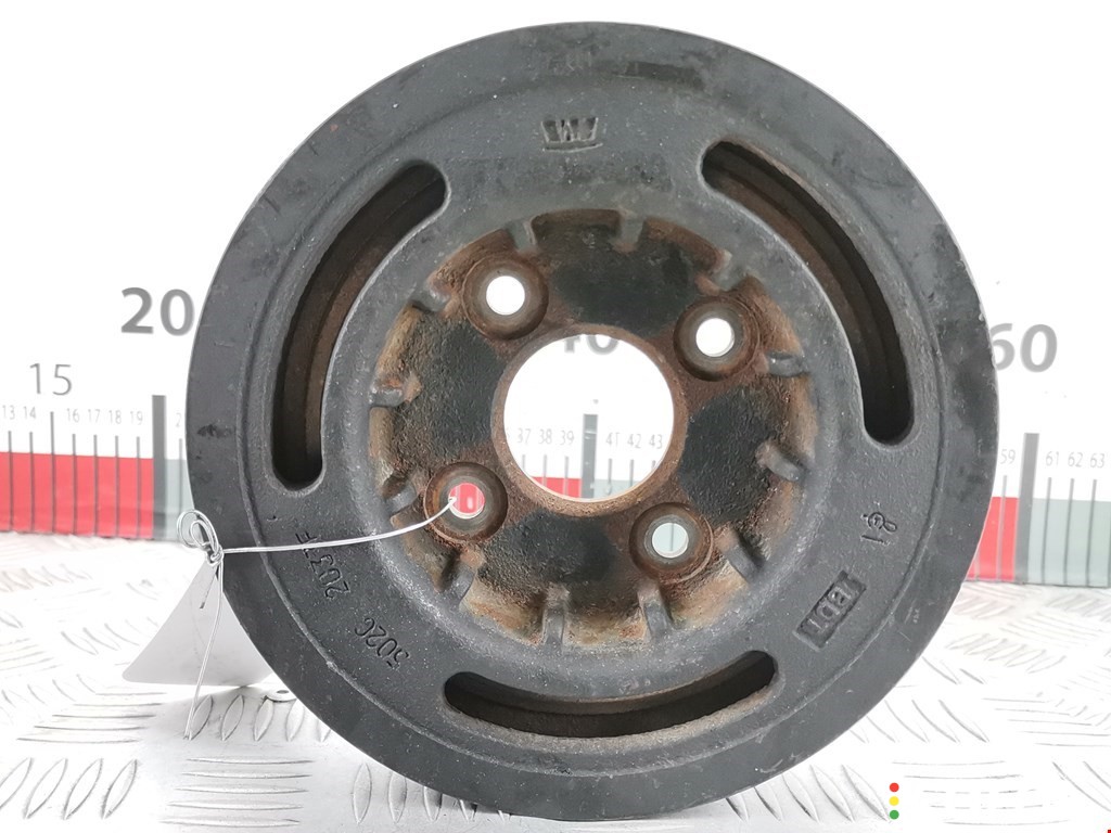 502C2033F, 05072669AA Шкив коленвала Jeep Cherokee 2002г. - фото №1