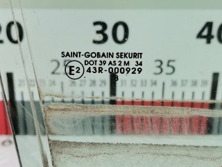 Стекло двери передней правой, ориг. номер 920298, Citroen C8 2002-2008