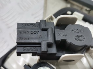 Фонарь крышки багажника правый, ориг. номер 8E5945094A, Audi A4 2000-2006