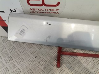 Молдинг двери передней правой, ориг. номер 877124D100, Kia Carnival 2002-2006