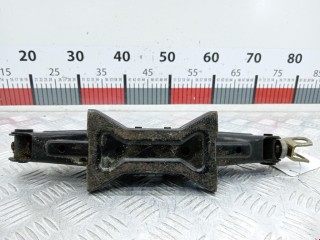 Домкрат, ориг. номер 091110D010, Toyota Yaris 2003-2005