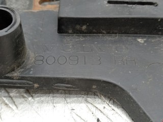 Кронштейн крепления бампера заднего, ориг. номер 30888139, Volvo S40 1995-2000