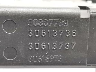 Рамка под магнитолу, ориг. номер 30613736, 30616974, Volvo S40 1995-2000