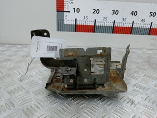 Полка аккумулятора, ориг. номер 648662F000, Nissan Primera 1996-2000