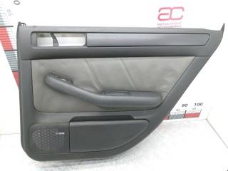 Обшивка двери задней правой (дверная карта) Audi A6 2001-2005