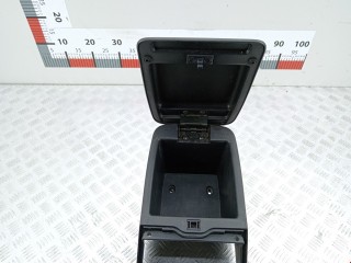 Подлокотник, ориг. номер 8971357911, Opel Frontera 2001-2004