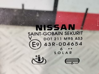 Стекло двери задней правой, ориг. номер 82300EB320, Nissan Navara 2001-2007