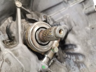 КПП механическая (МКПП) 5-ступенчатая, ориг. номер TRC102090N, RG4, Rover 400 1995-2000
