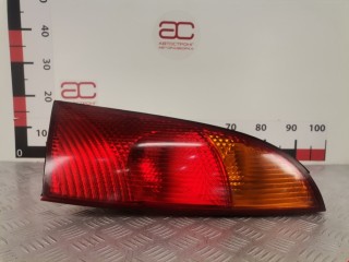Фонарь задний правый Ford Focus 1998-2001