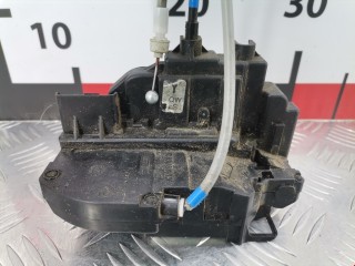 Замок двери задней левой, ориг. номер 82501EB324, Nissan Navara 2005-2010