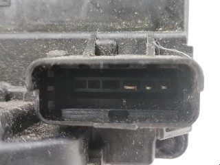 Замок двери задней левой, ориг. номер 82501EB324, Nissan Navara 2005-2010
