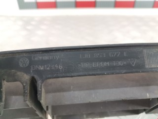 Заглушка (решетка) в бампер, ориг. номер 1J0853677D, 1J0853677E, Volkswagen Golf 1991-2000