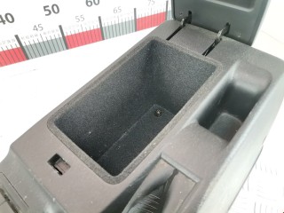 Подлокотник, ориг. номер 8466017100, Hyundai Matrix 2001-2005