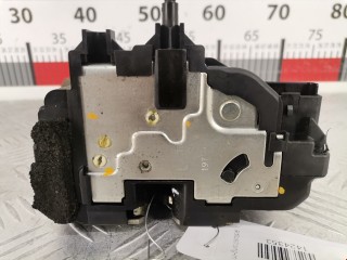 Замок двери передней левой, ориг. номер 80501JH100, Nissan X-Trail 2004-2007