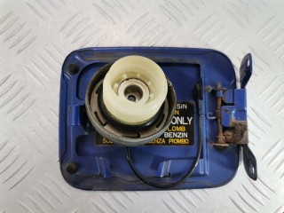 Лючок топливного бака, ориг. номер 6950025010, Hyundai Accent 1997-2000