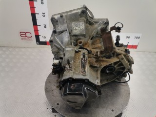 КПП механическая (МКПП) 5-ступенчатая, ориг. номер F5D21715XA, Mazda 323 1994-1998