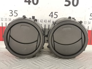 Дефлектор обдува салона, ориг. номер 556500D070, Toyota Yaris 2005-2009