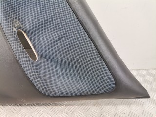 Обшивка двери задней правой (дверная карта), Toyota Yaris 2003-2005