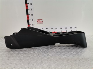 Консоль салона (кулисная часть), ориг. номер 84611H5000IJT, 84611H5000, Hyundai Solaris 2020-2022