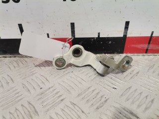 Петля двери Ford Focus 2001-2005